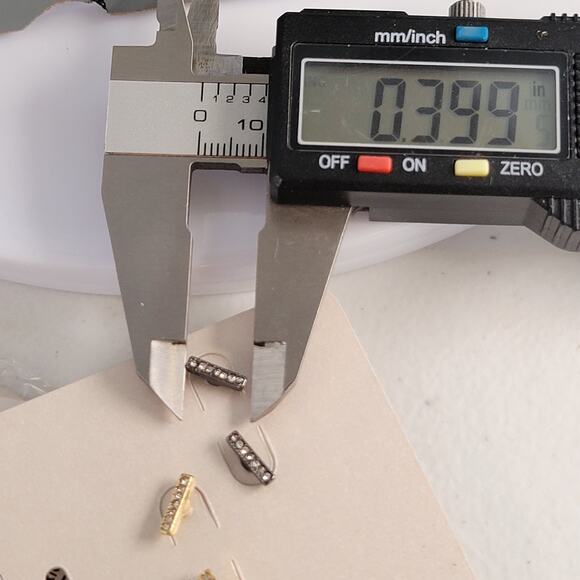 One Wink Earring Set of 3 Bar Stud Gold Silver Black Tone Crystal 10mm, Gift Bag - Picture 2 of 7